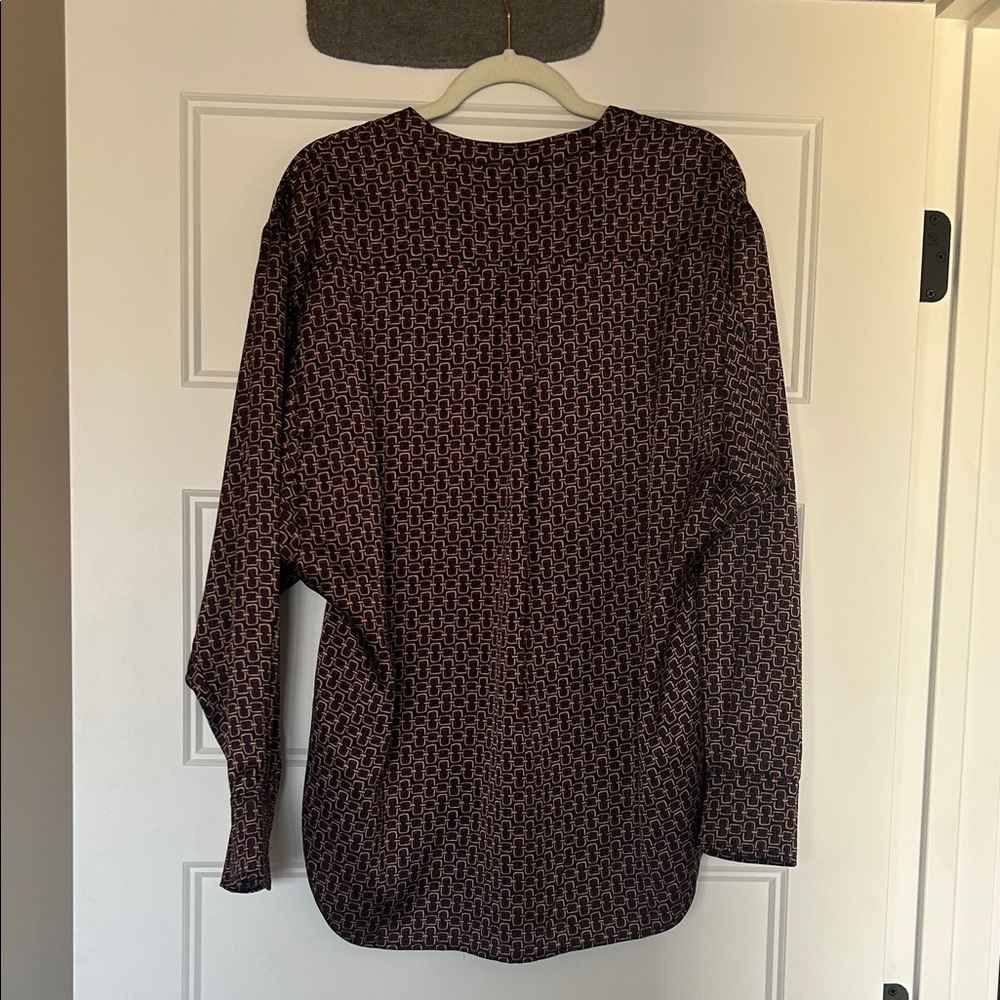 Sanctuary Burgundy and Black Geometric-Print Long Sleeve Blouse - Picture 4 of 4
